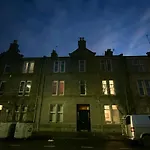Stunning 1-Bed Apartment In Aberdeen City Centre