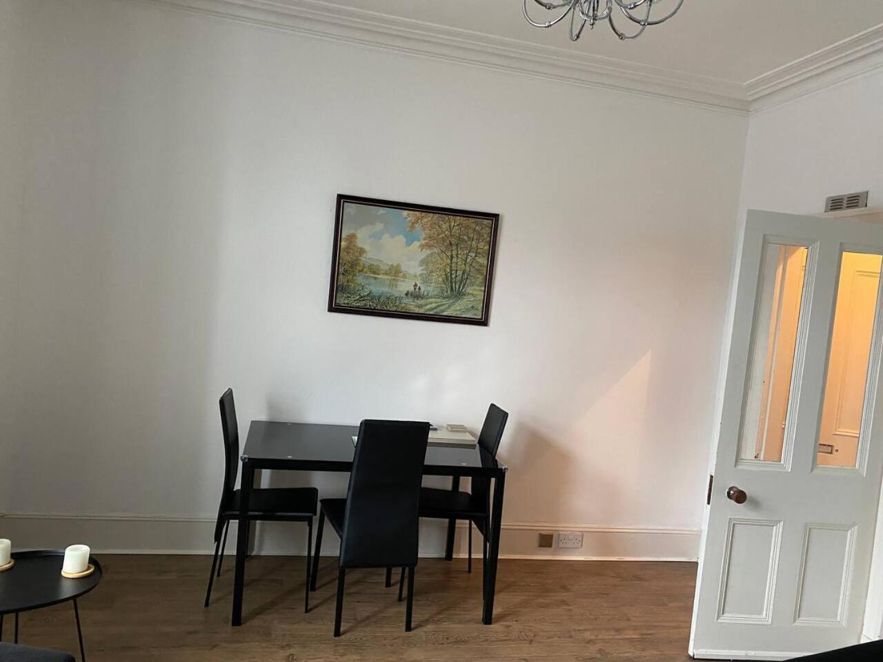 Stunning 1-bed In Centre *