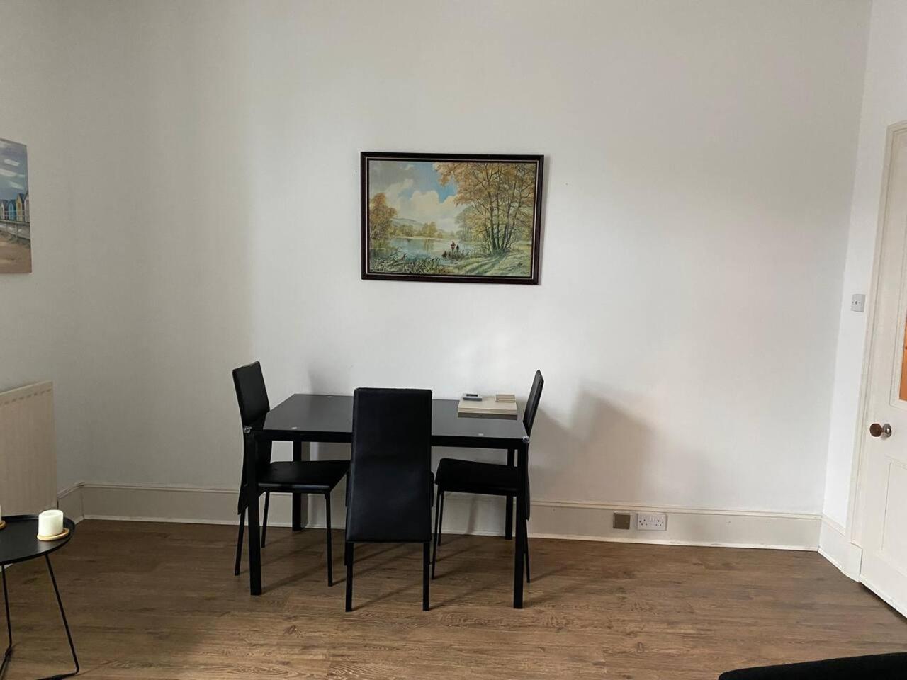 Apartment Stunning 1-bed In Centre *